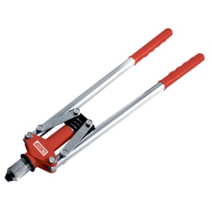 7133